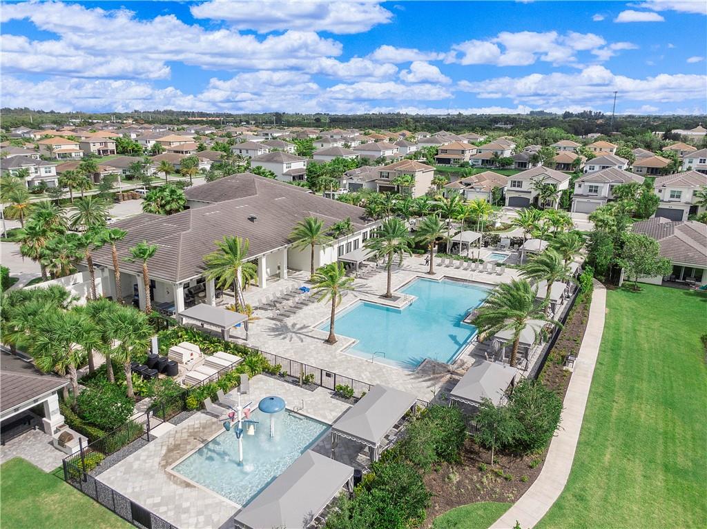 15384 Seaglass Terrace Ln