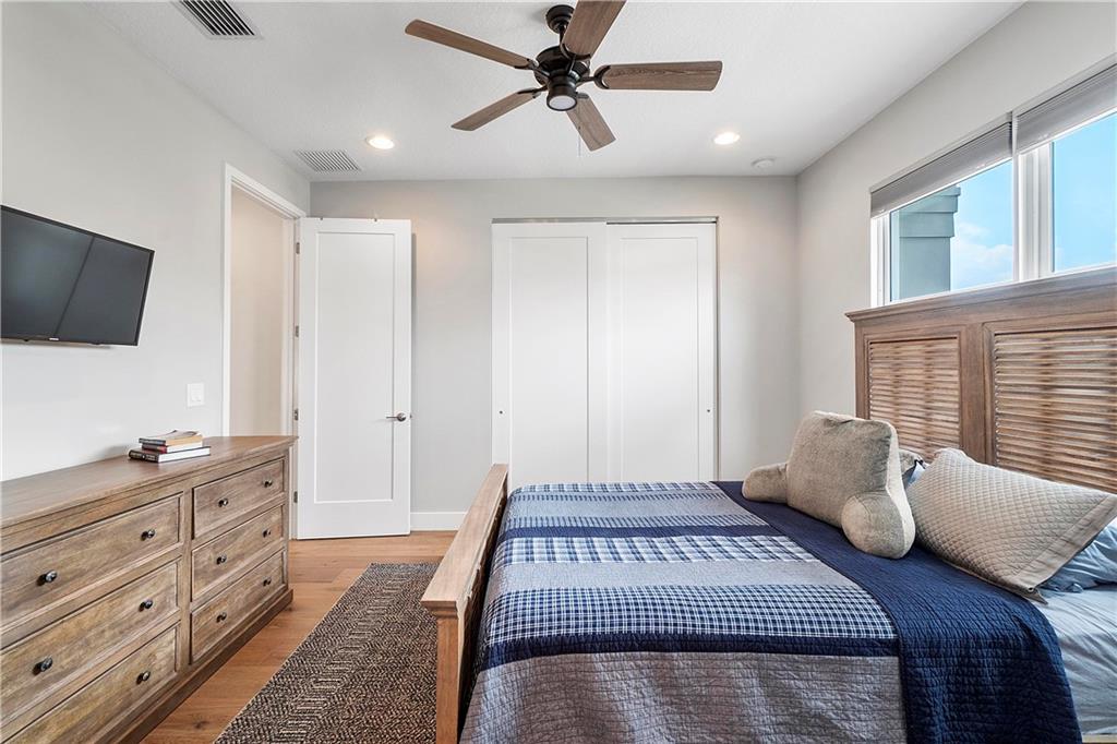 15384 Seaglass Terrace Ln