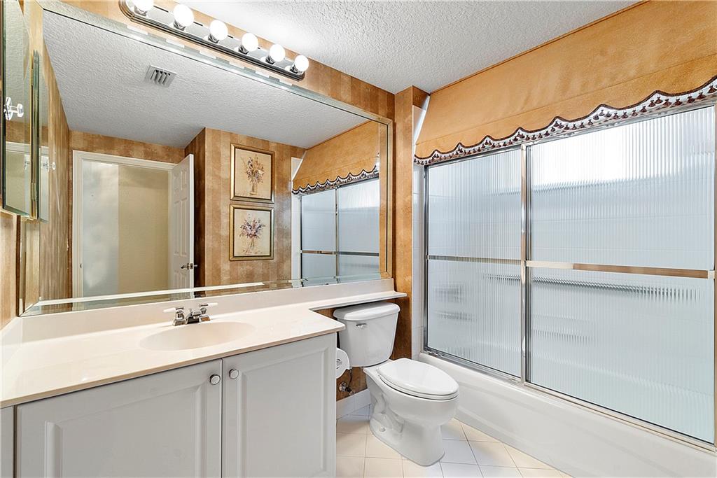 7623 Southampton Ter 216