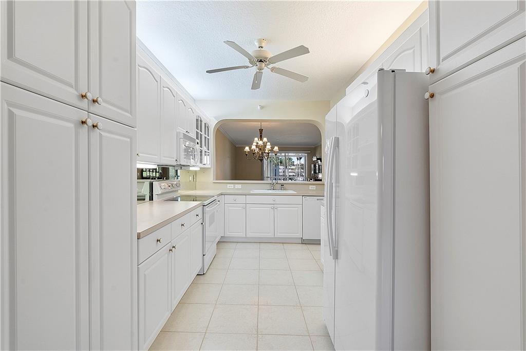 7623 Southampton Ter 216