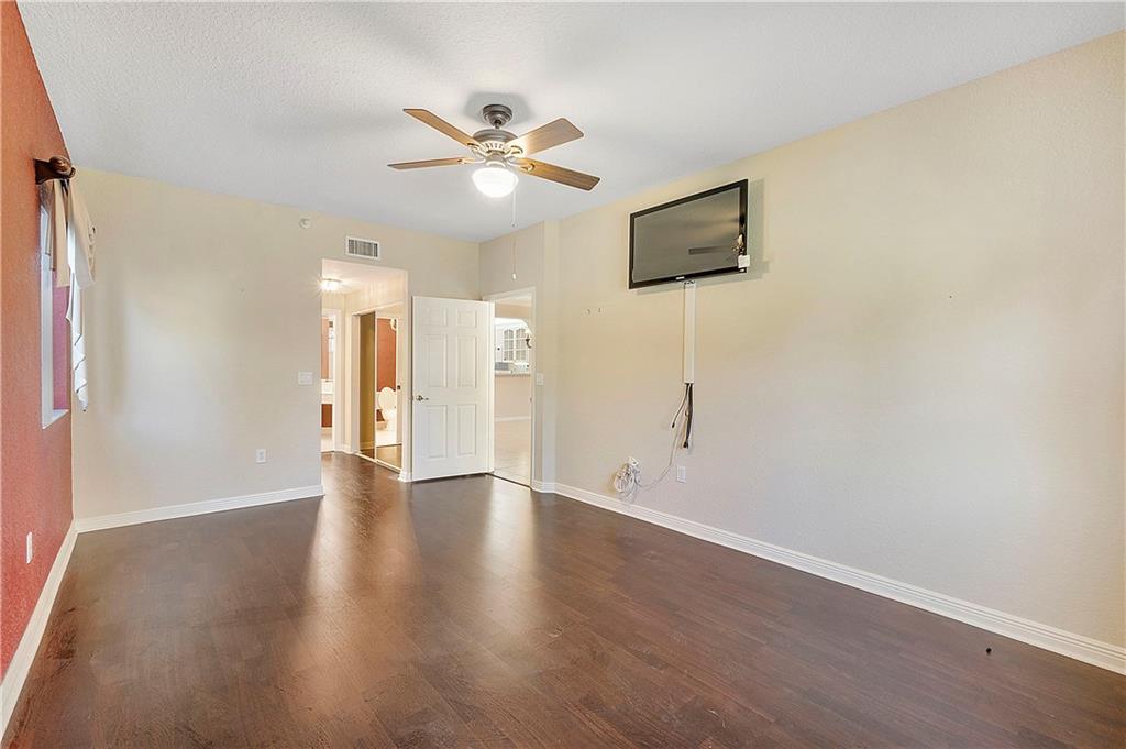 7623 Southampton Ter 216