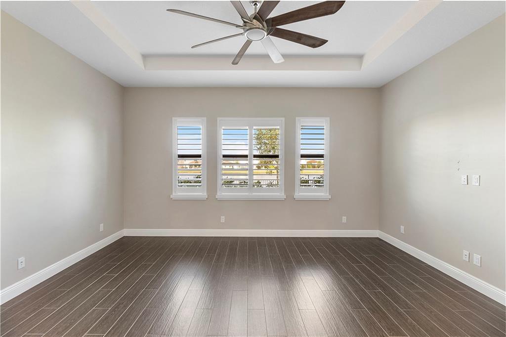 11835 S Baypoint Cir