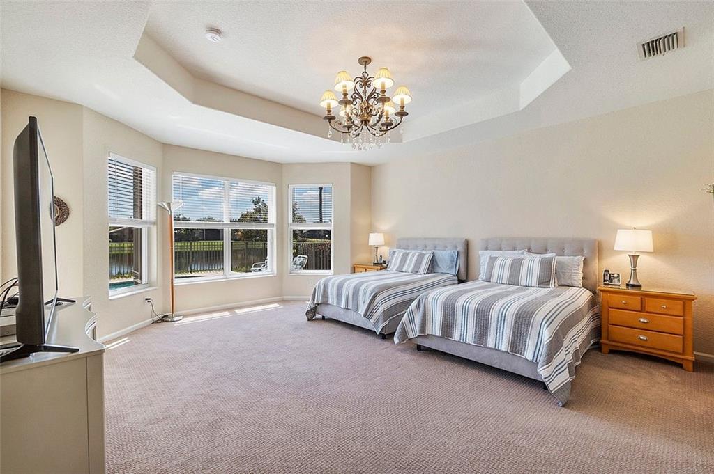 7768 Royale River Ln