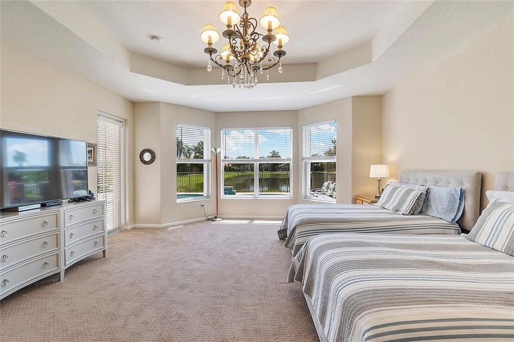 7768 Royale River Ln