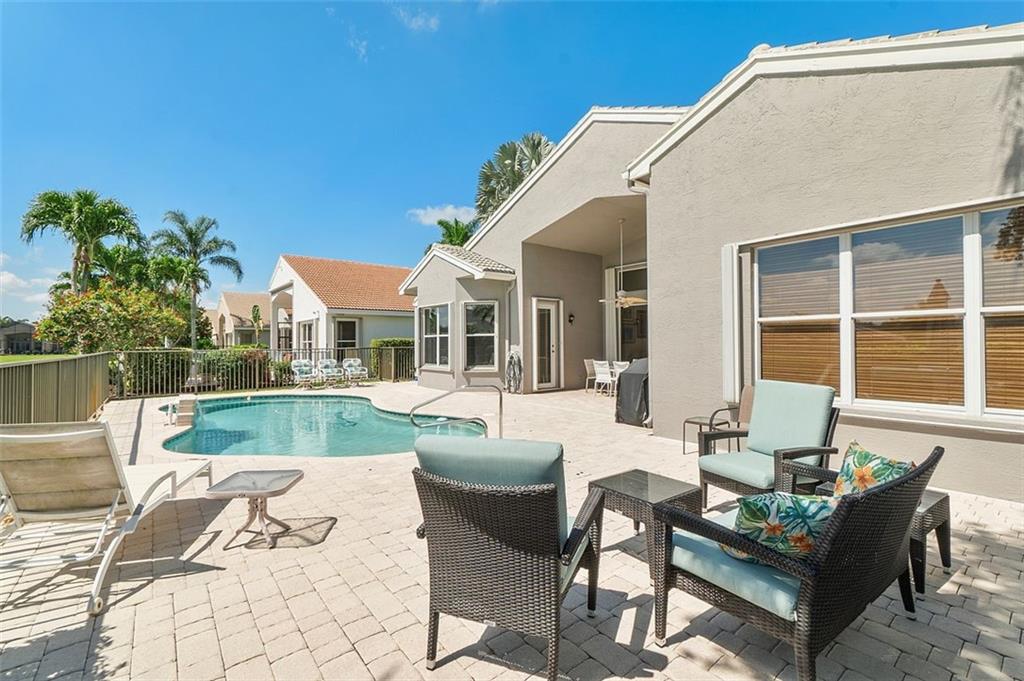 7768 Royale River Ln