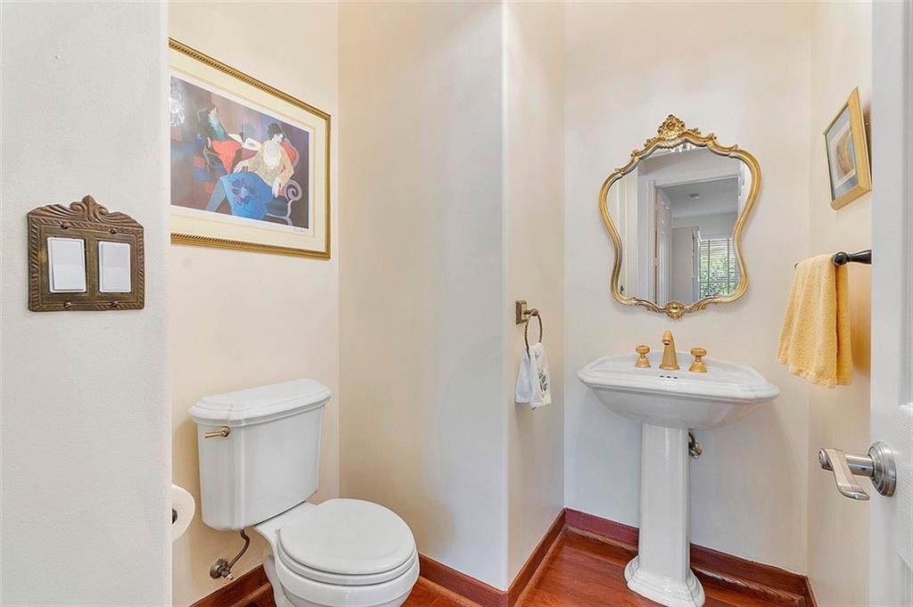 7768 Royale River Ln