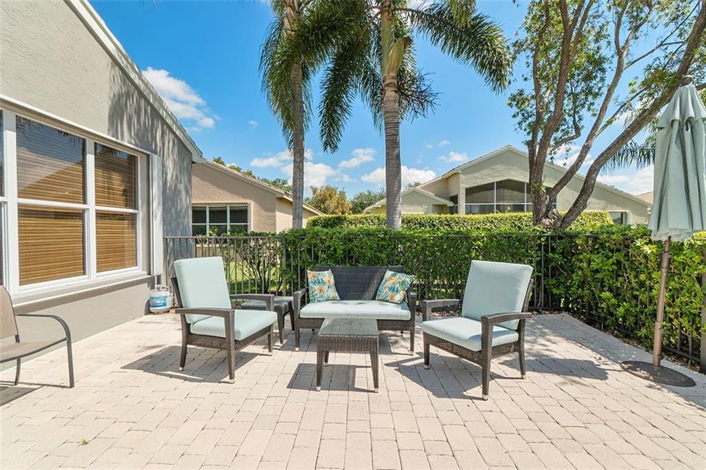 7768 Royale River Ln