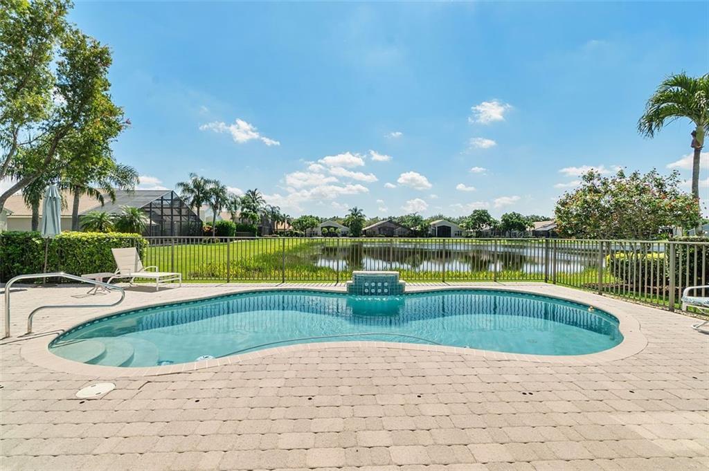 7768 Royale River Ln