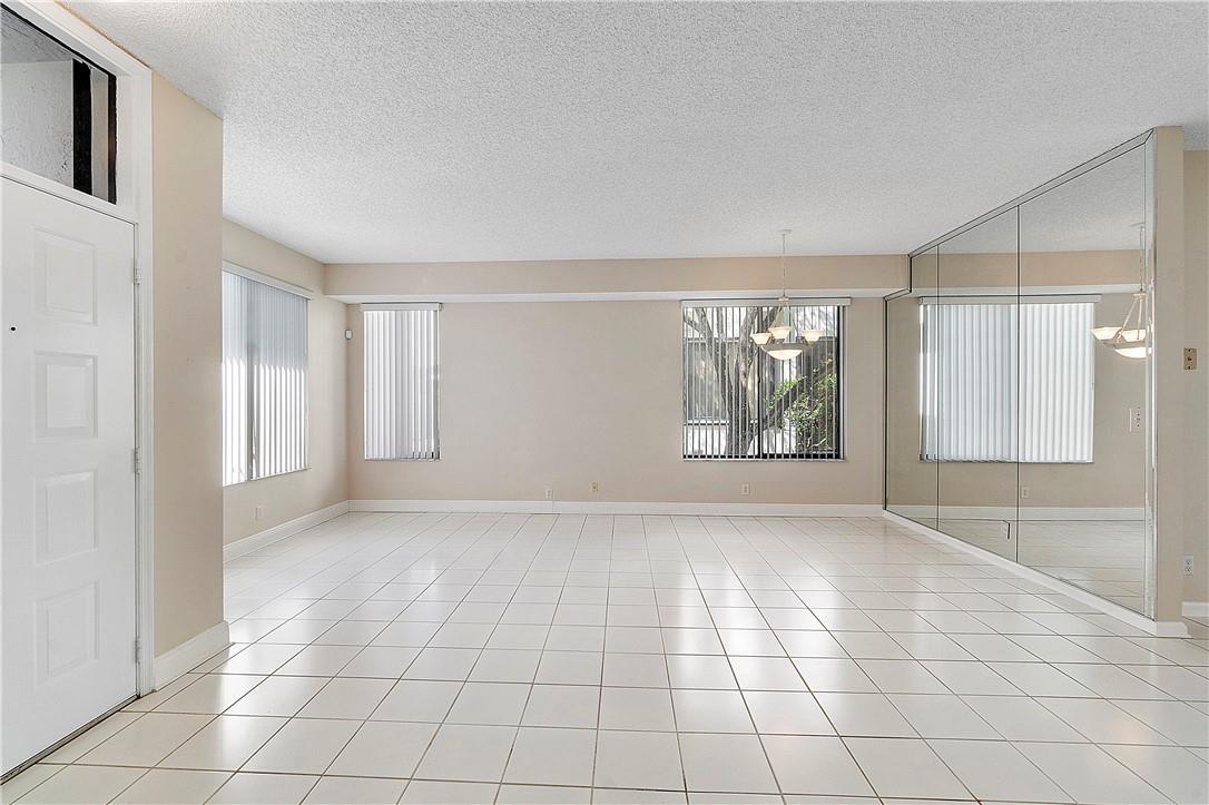 7525 NW 61st Ter 2701