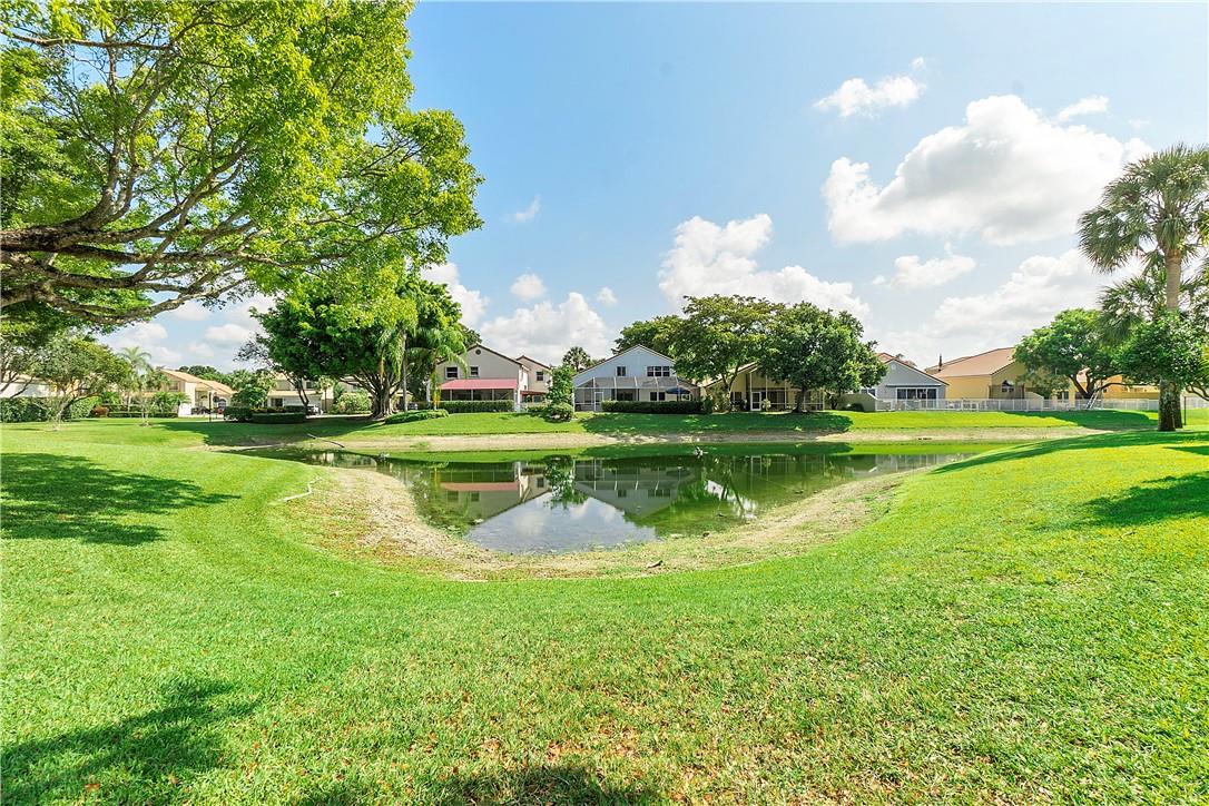 7525 NW 61st Ter 2701