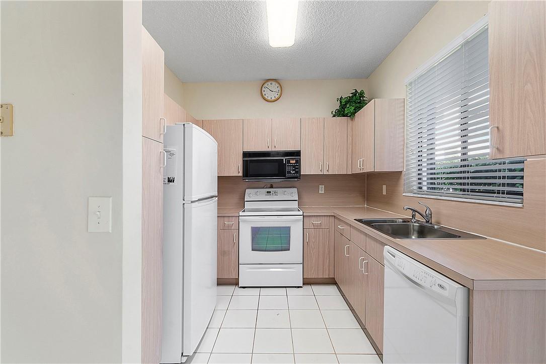 7525 NW 61st Ter 2701