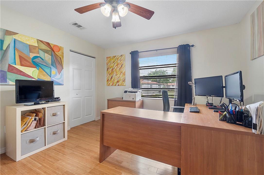 9193 Pecky Cypress Ln 6f