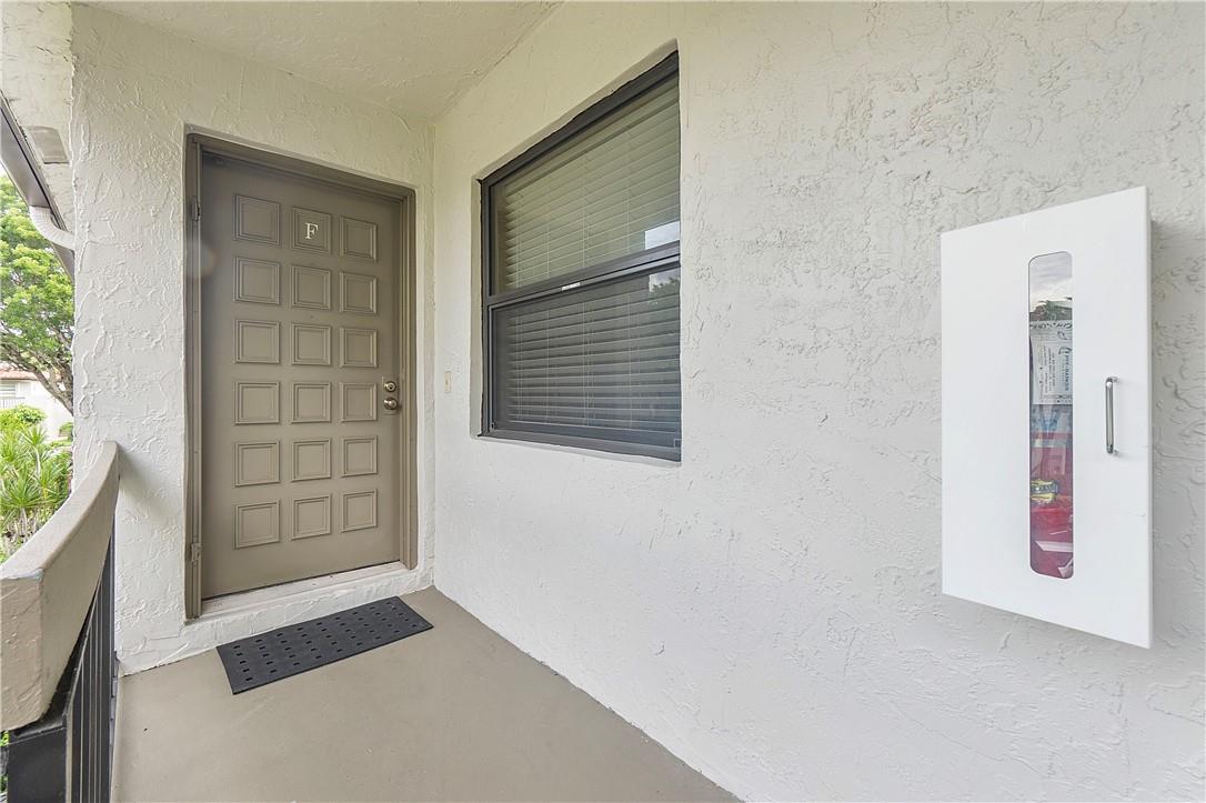 9193 Pecky Cypress Ln 6f