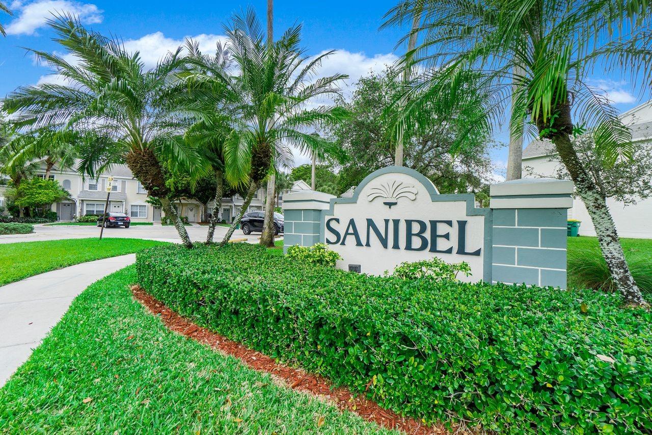 11010 Sand Dollar Ct