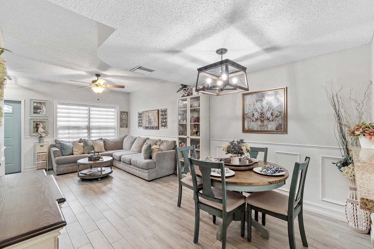 11010 Sand Dollar Ct