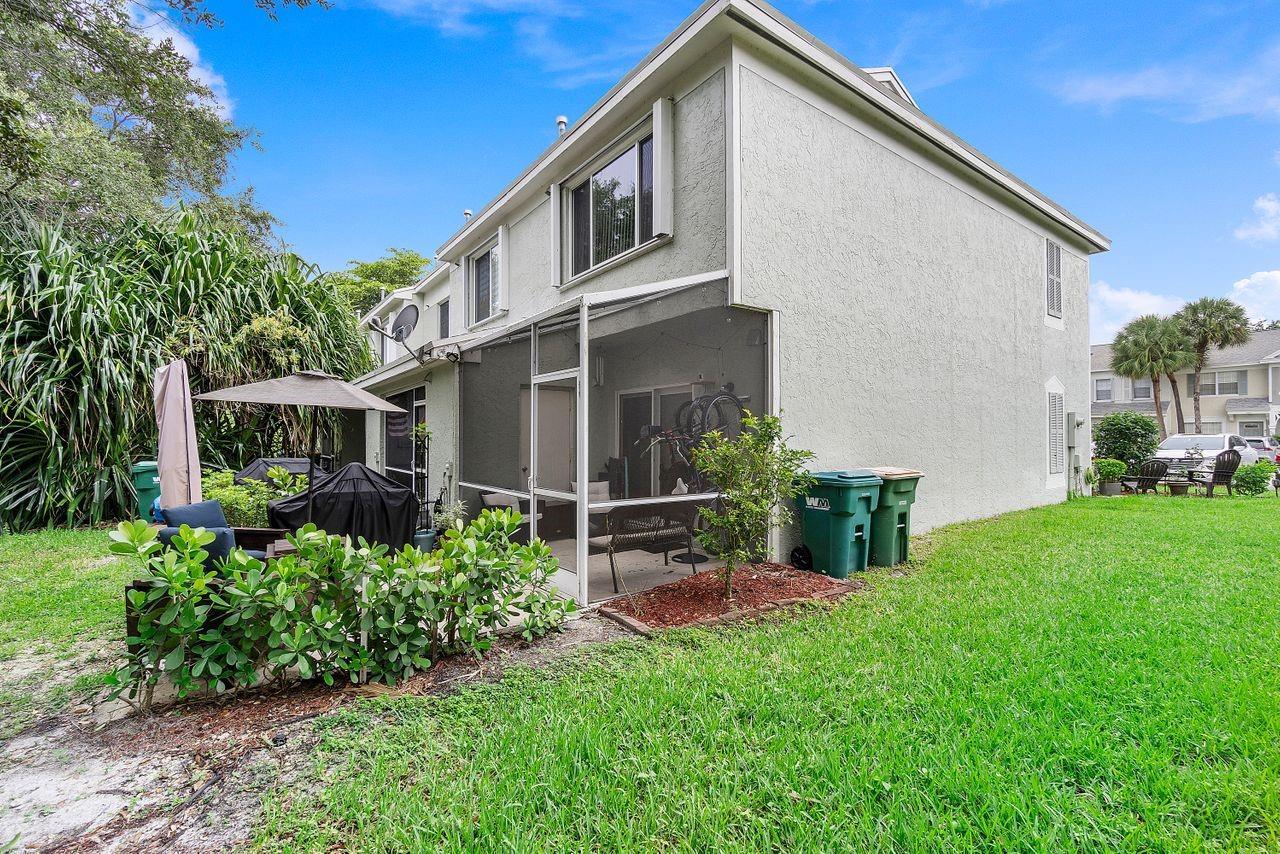 11010 Sand Dollar Ct