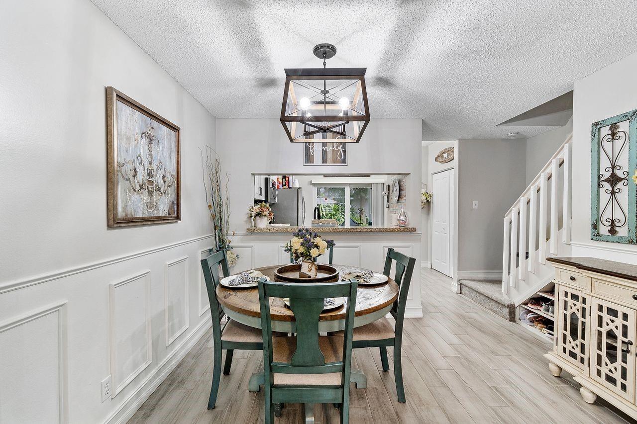 11010 Sand Dollar Ct