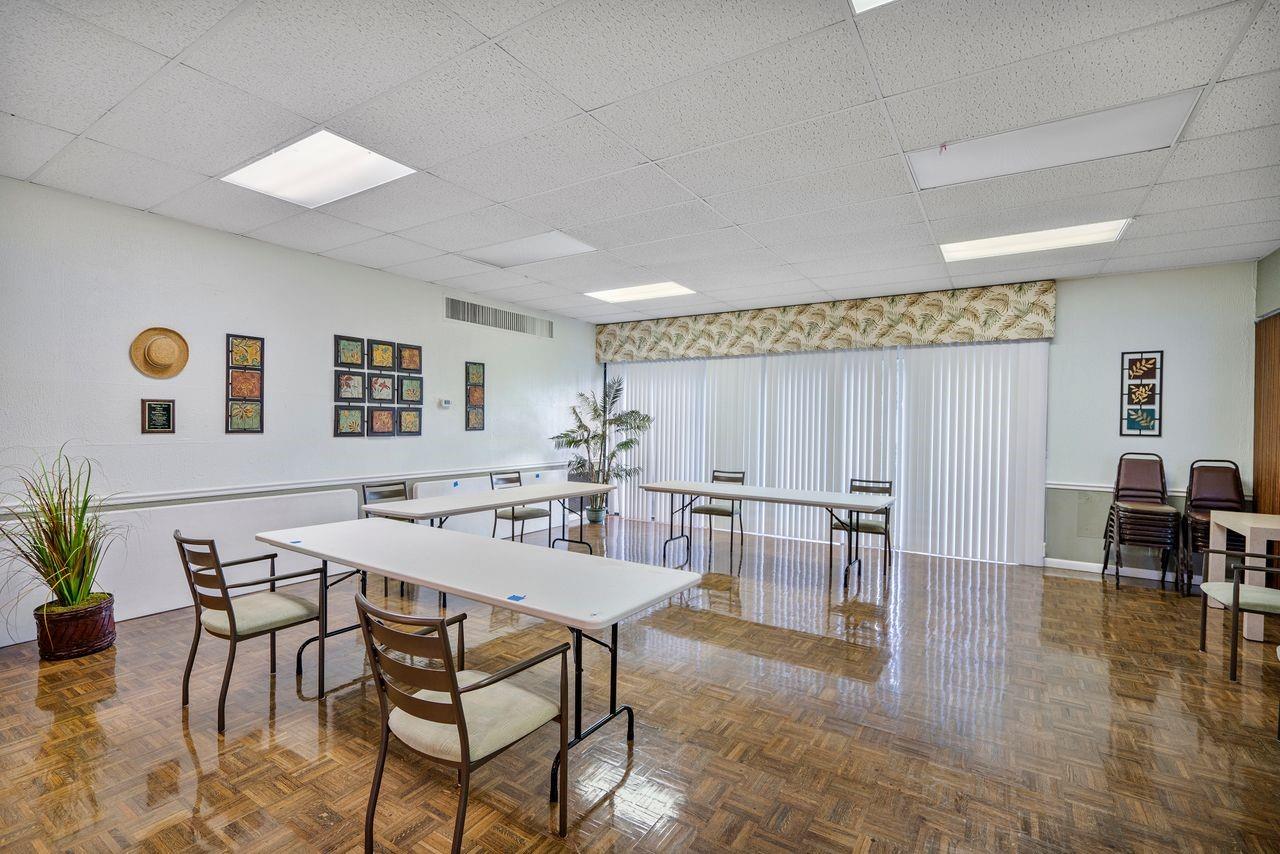 2205 S Cypress Bend Dr 408