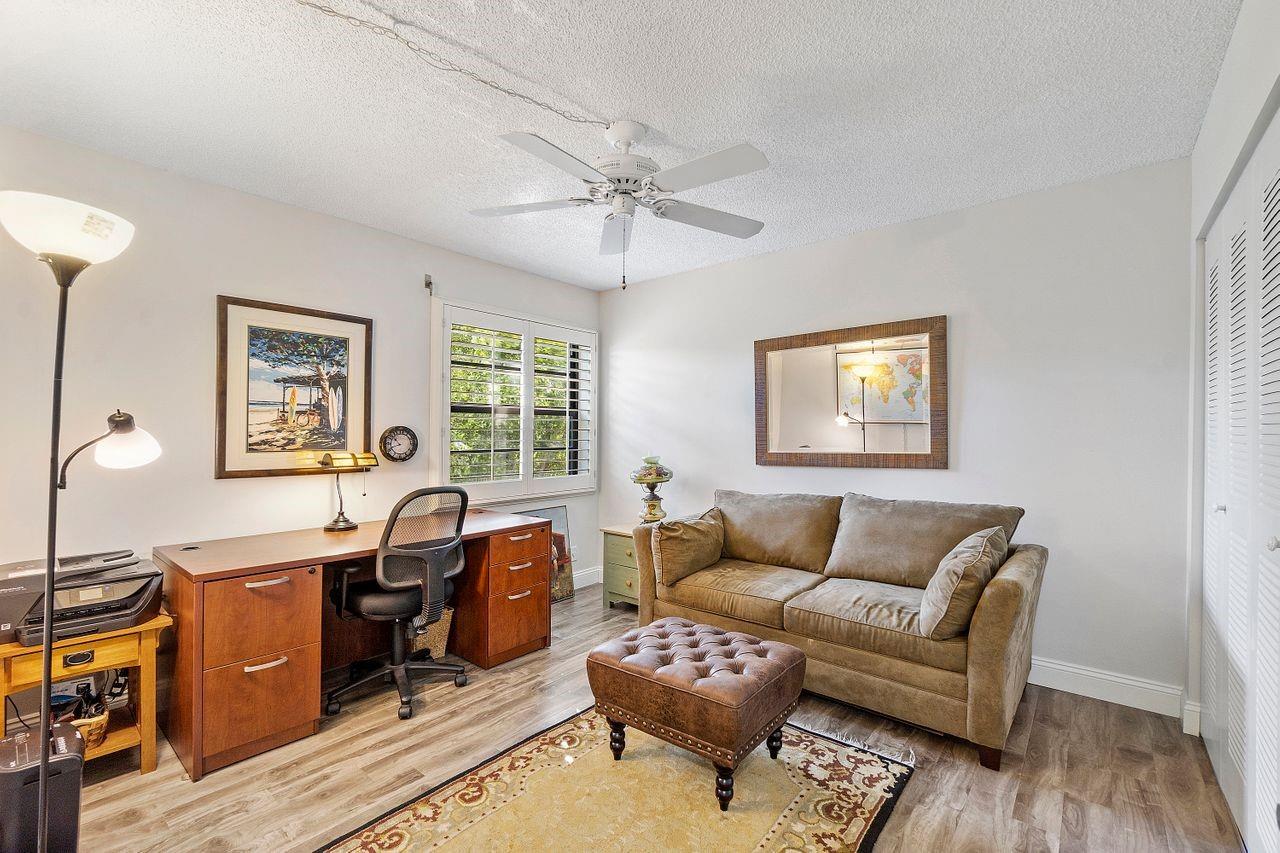 2205 S Cypress Bend Dr 408