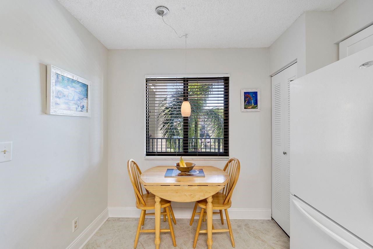 2205 S Cypress Bend Dr 408