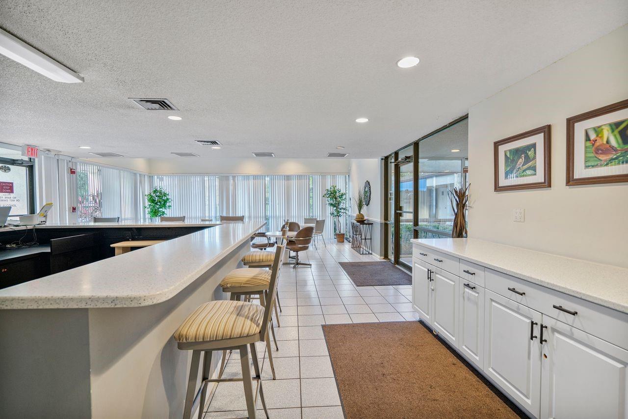 2205 S Cypress Bend Dr 408