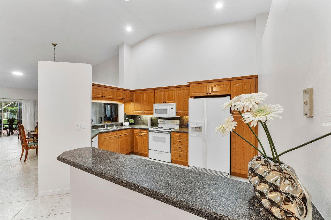 9805 Malvern Dr 9805