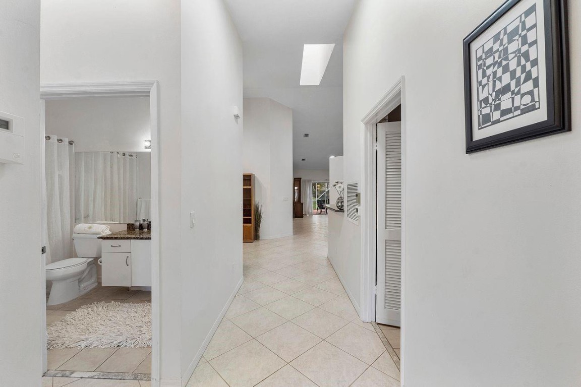 9805 Malvern Dr 9805