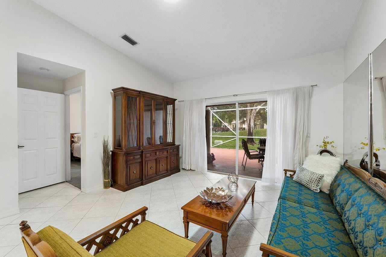 9805 Malvern Dr 9805