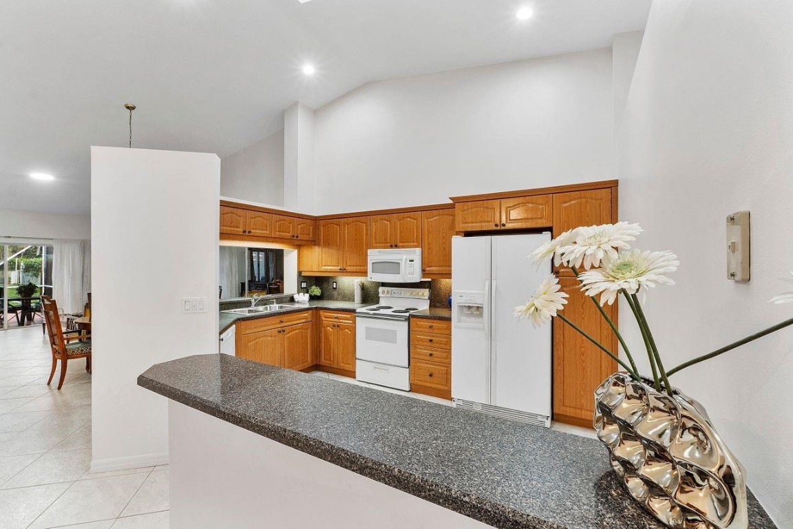 9805 Malvern Dr 9805