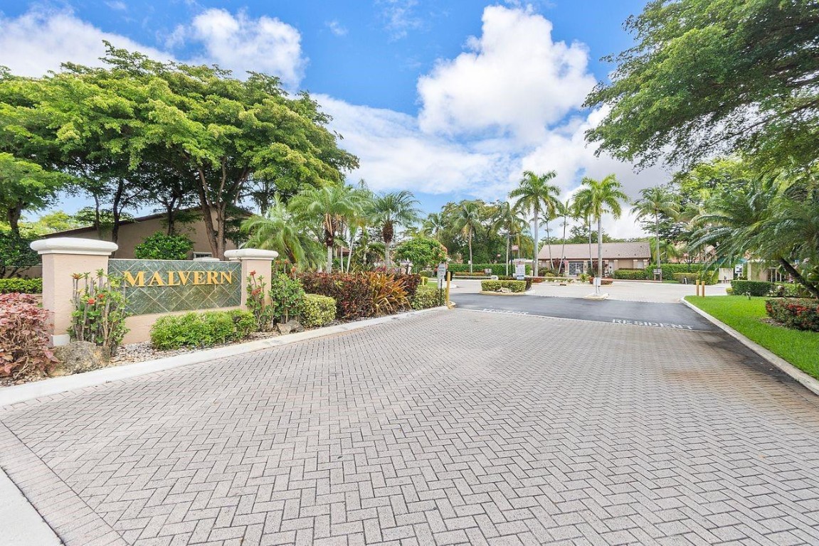 9805 Malvern Dr 9805