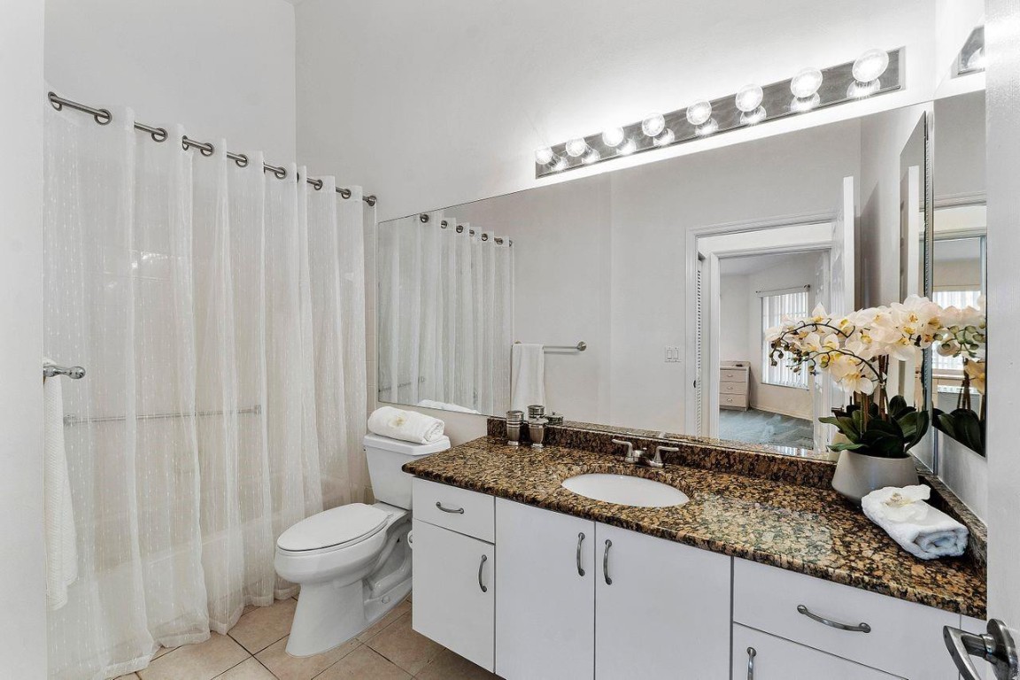 9805 Malvern Dr 9805