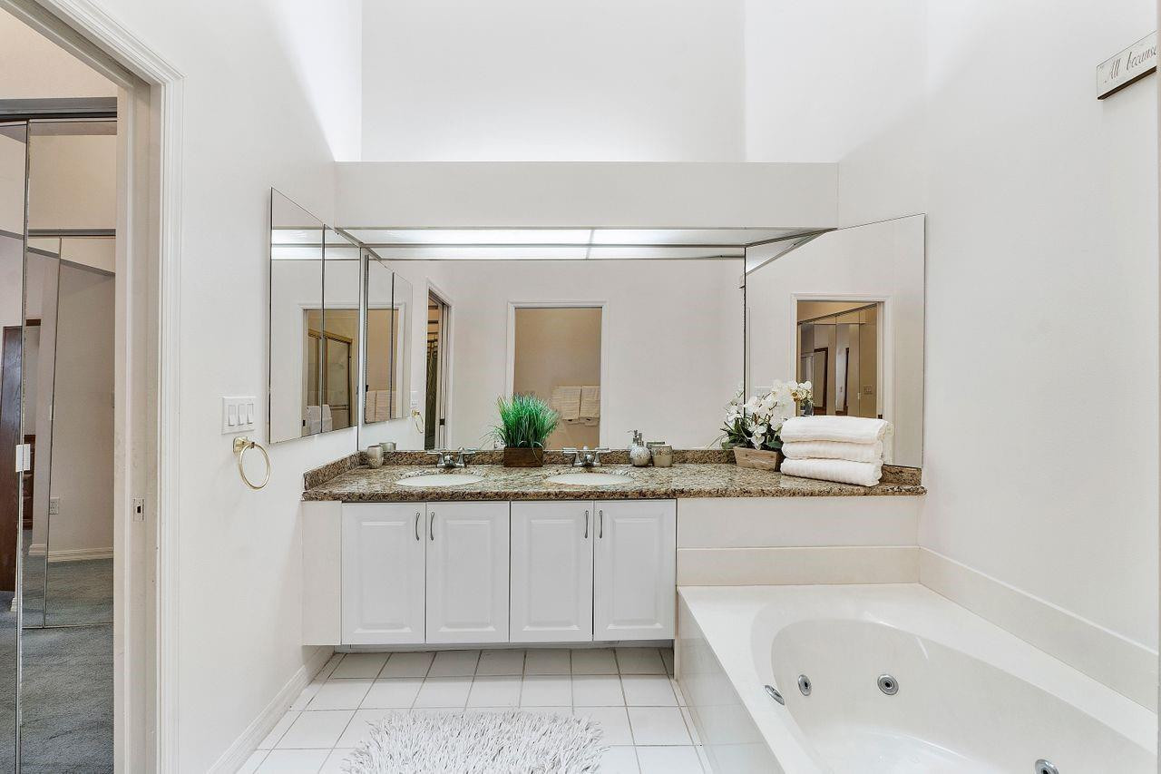 9805 Malvern Dr 9805