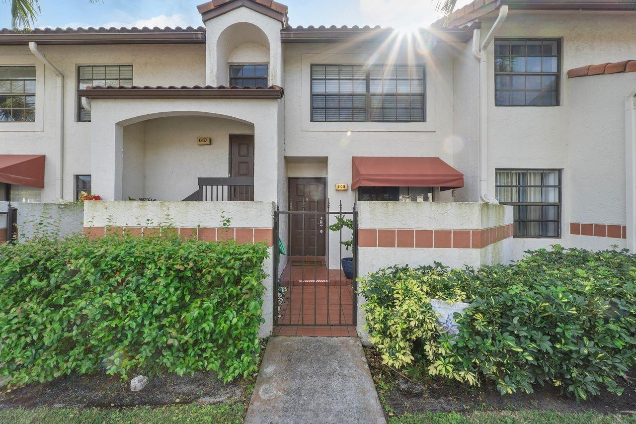 609 Lincoln Ct 609