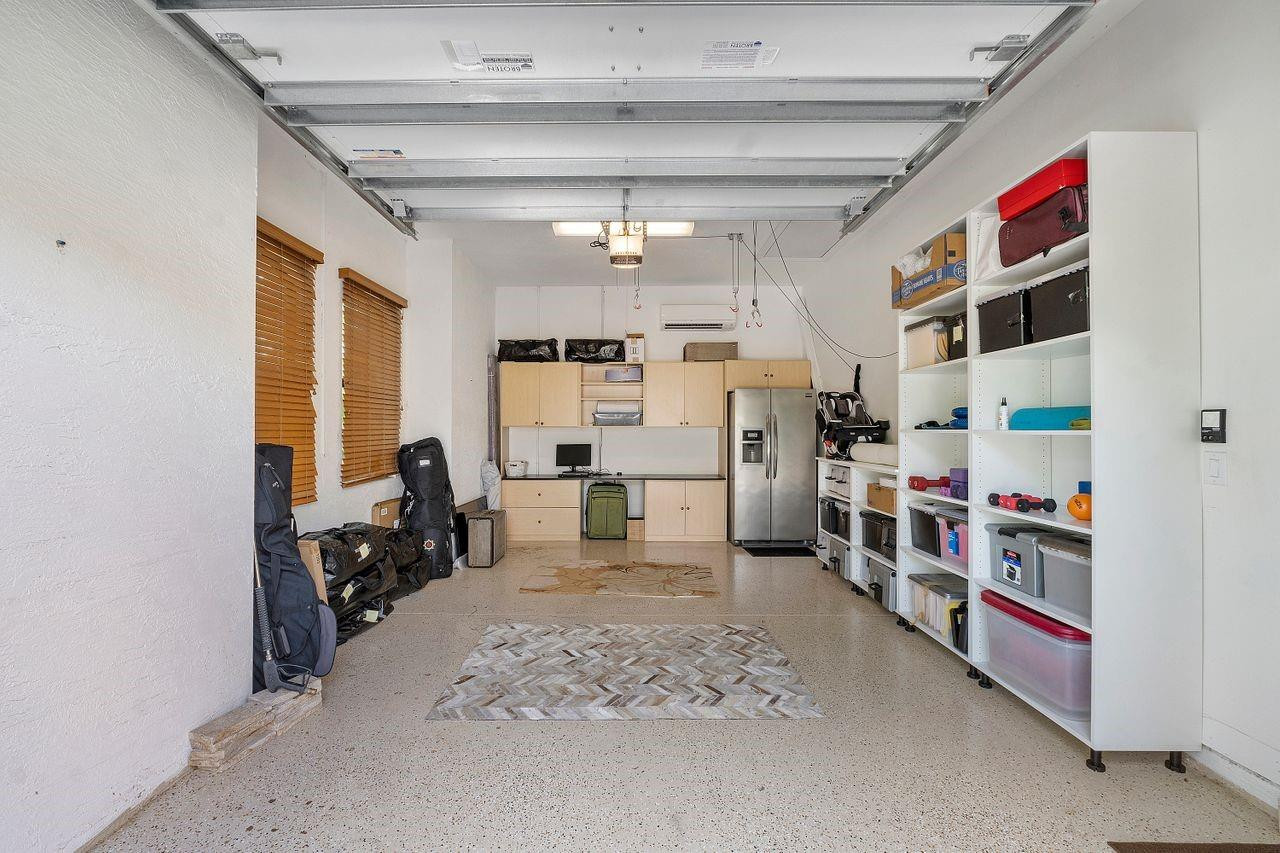 16607 Chesapeake Bay Ct