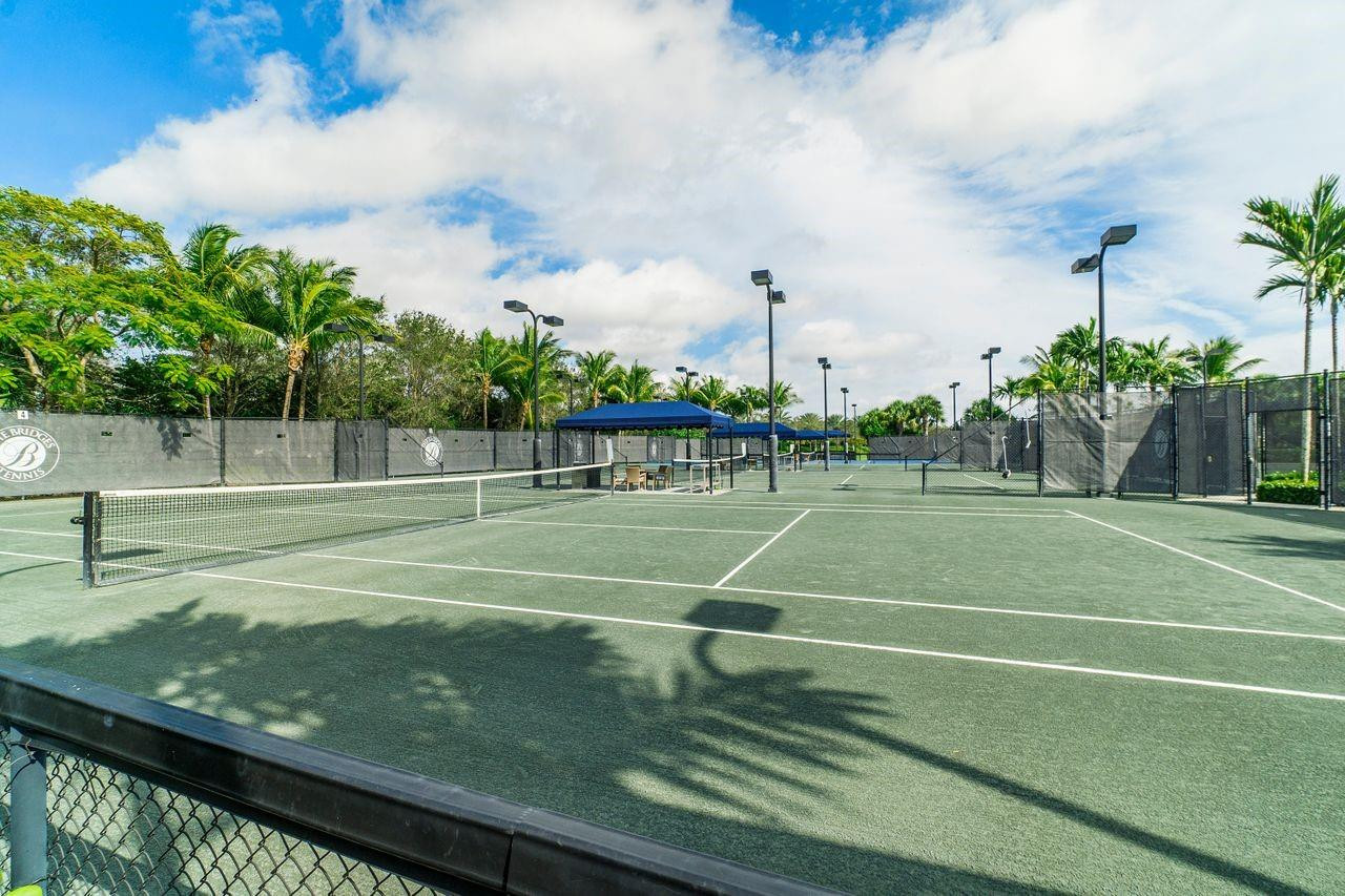 16607 Chesapeake Bay Ct