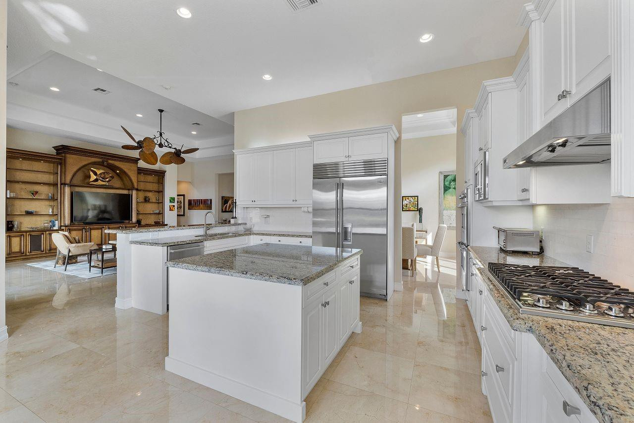 16607 Chesapeake Bay Ct
