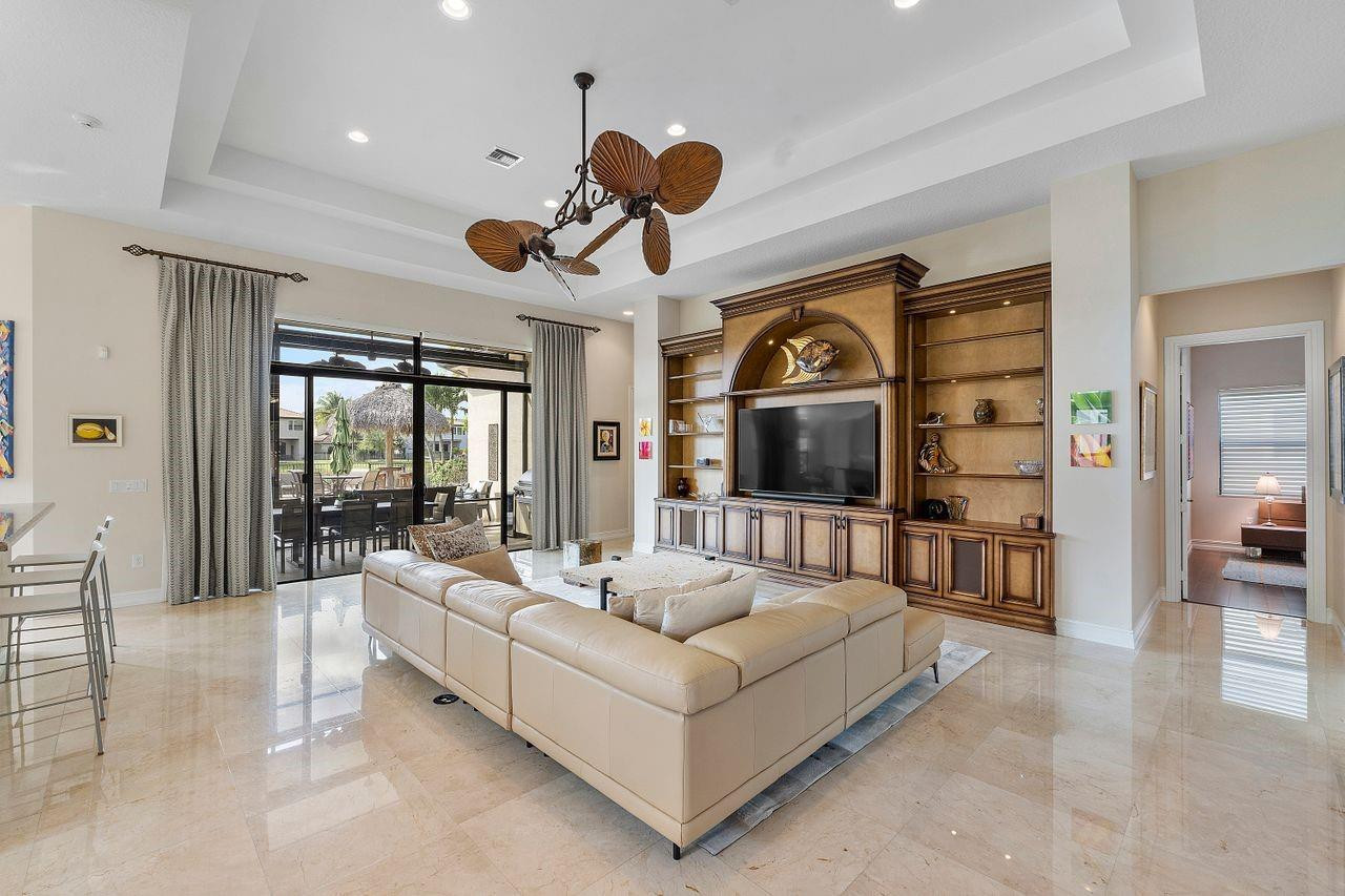 16607 Chesapeake Bay Ct