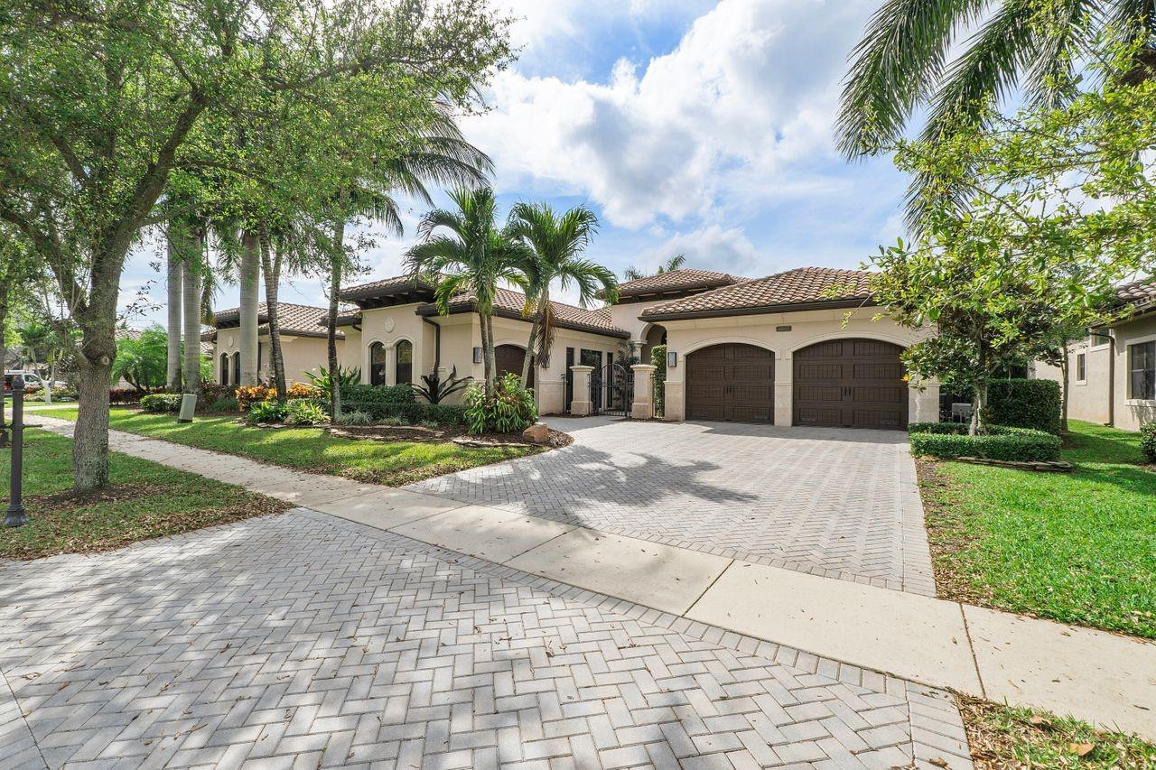 16607 Chesapeake Bay Ct