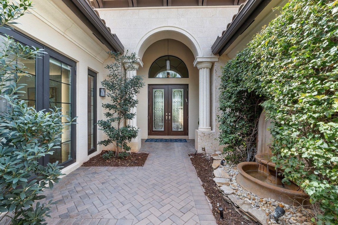 16607 Chesapeake Bay Ct