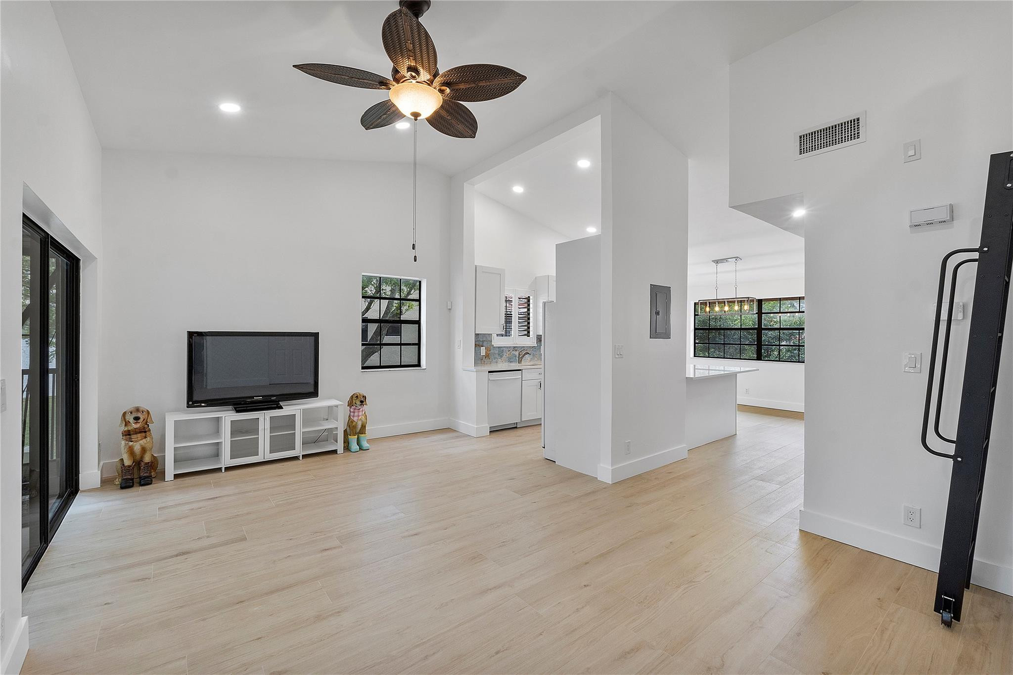 712 Congressional Way 712