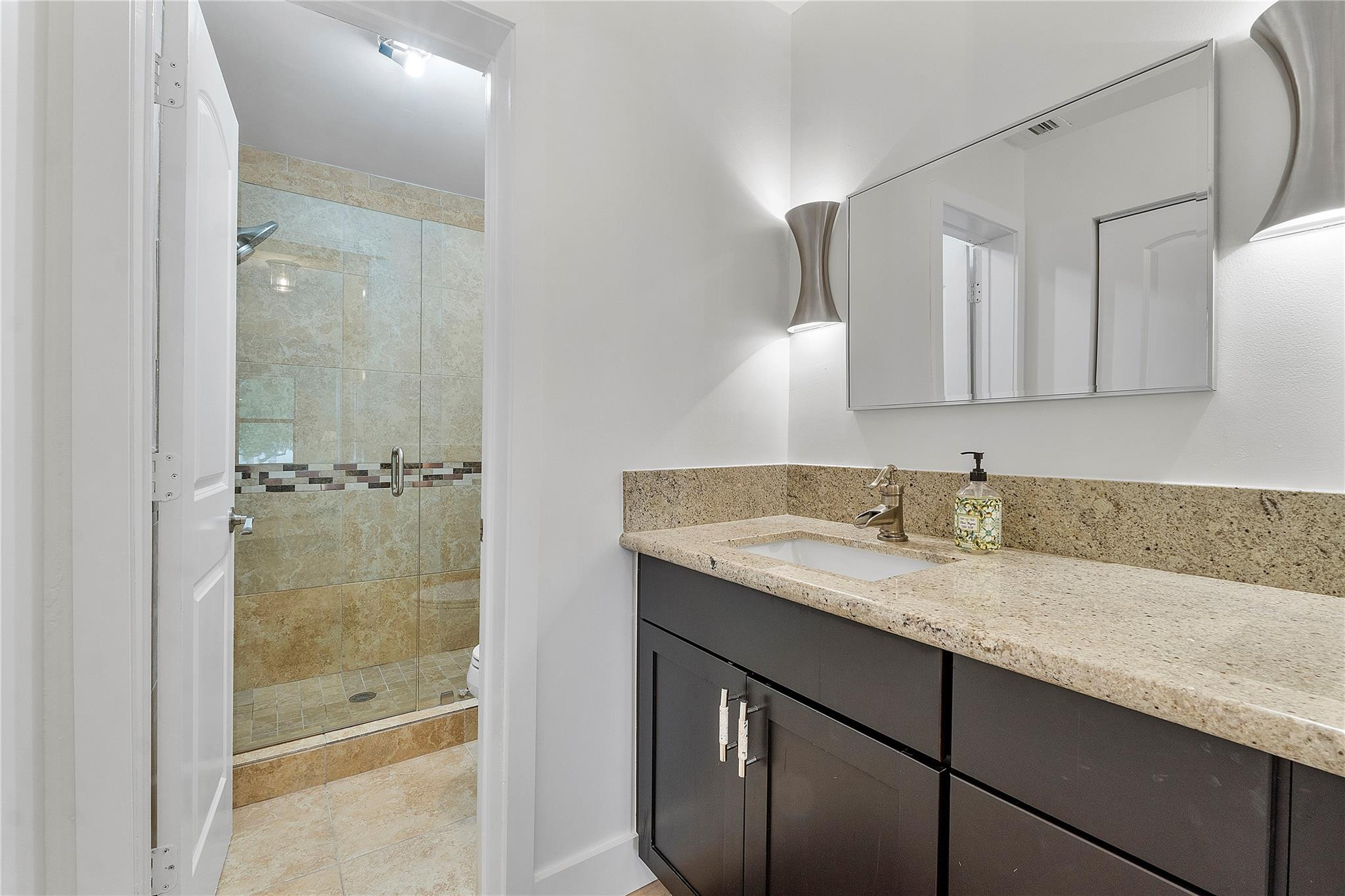 712 Congressional Way 712