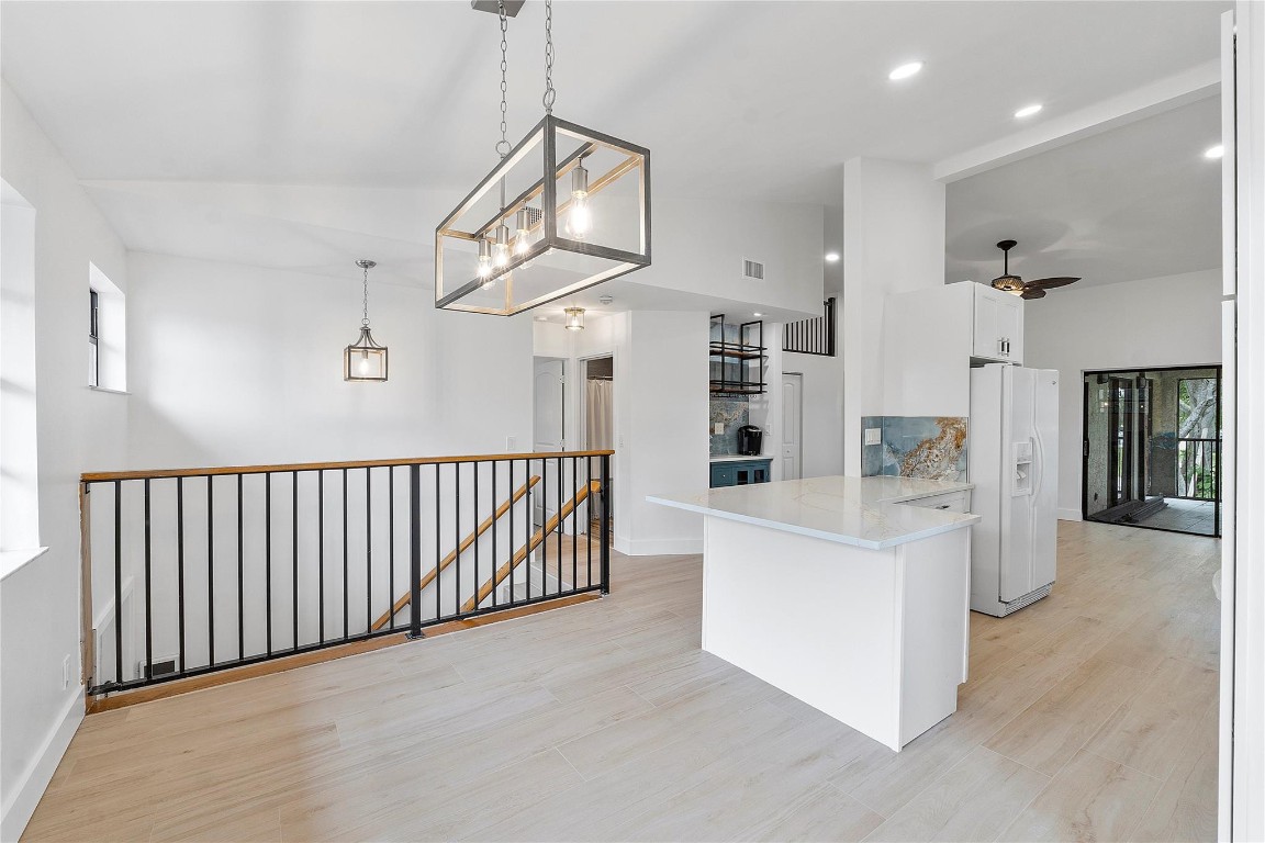 712 Congressional Way 712