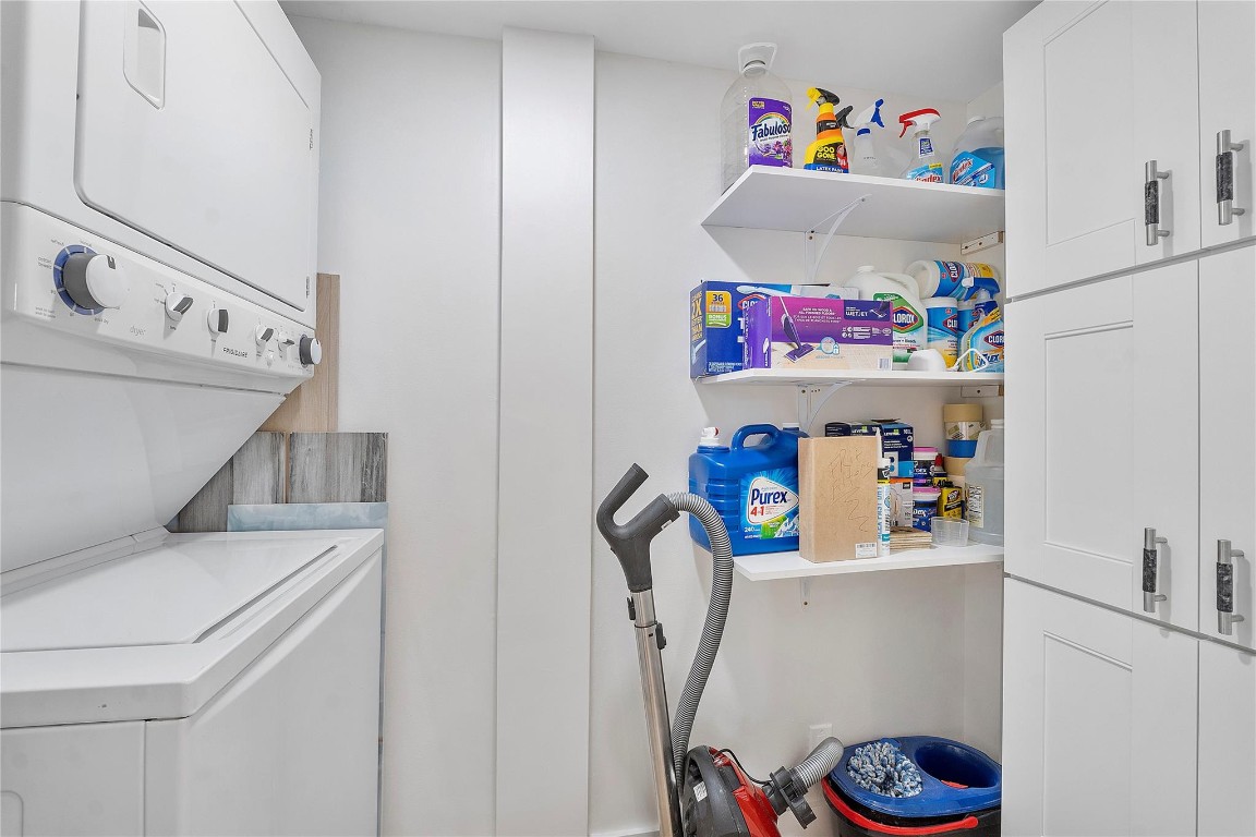 712 Congressional Way 712