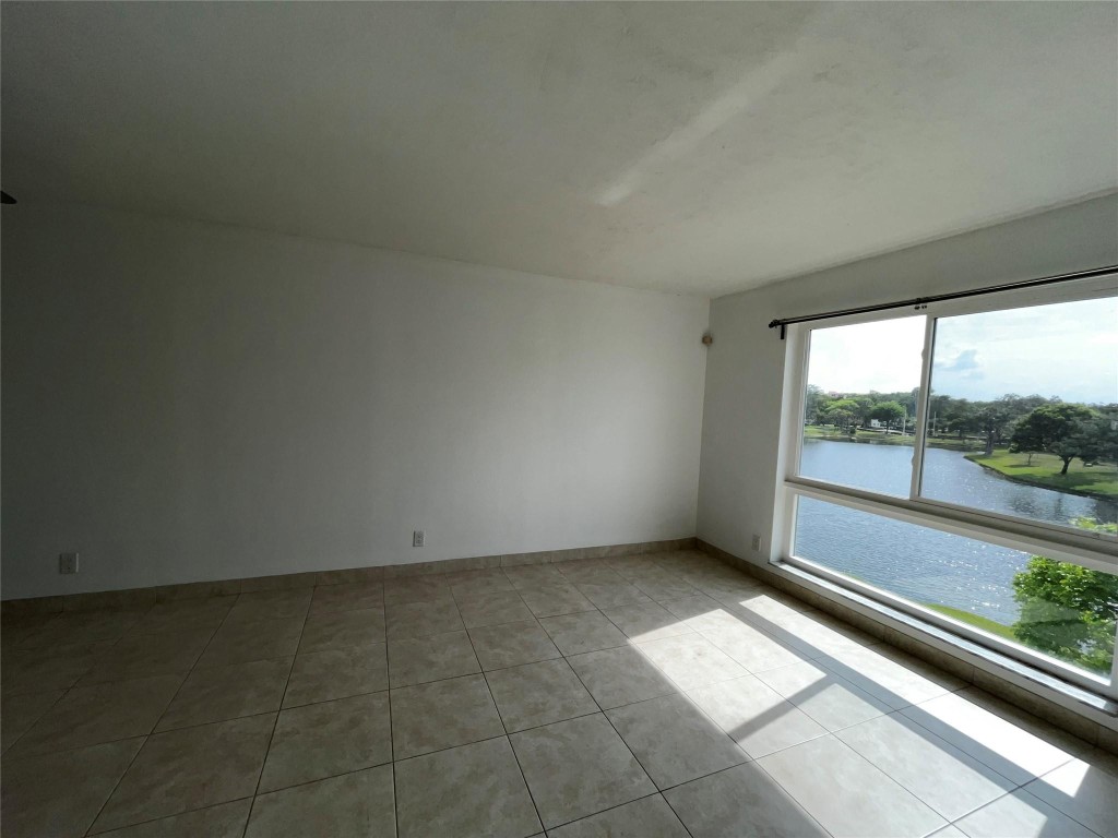 2108 S Cypress Bend Dr 308