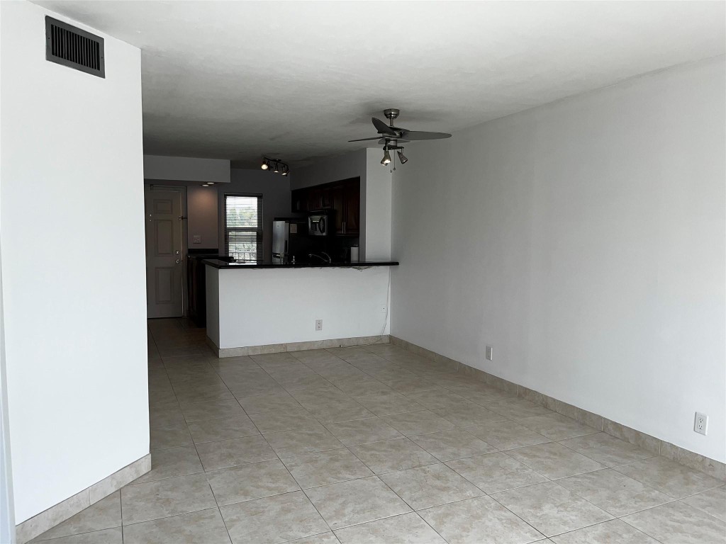 2108 S Cypress Bend Dr 308