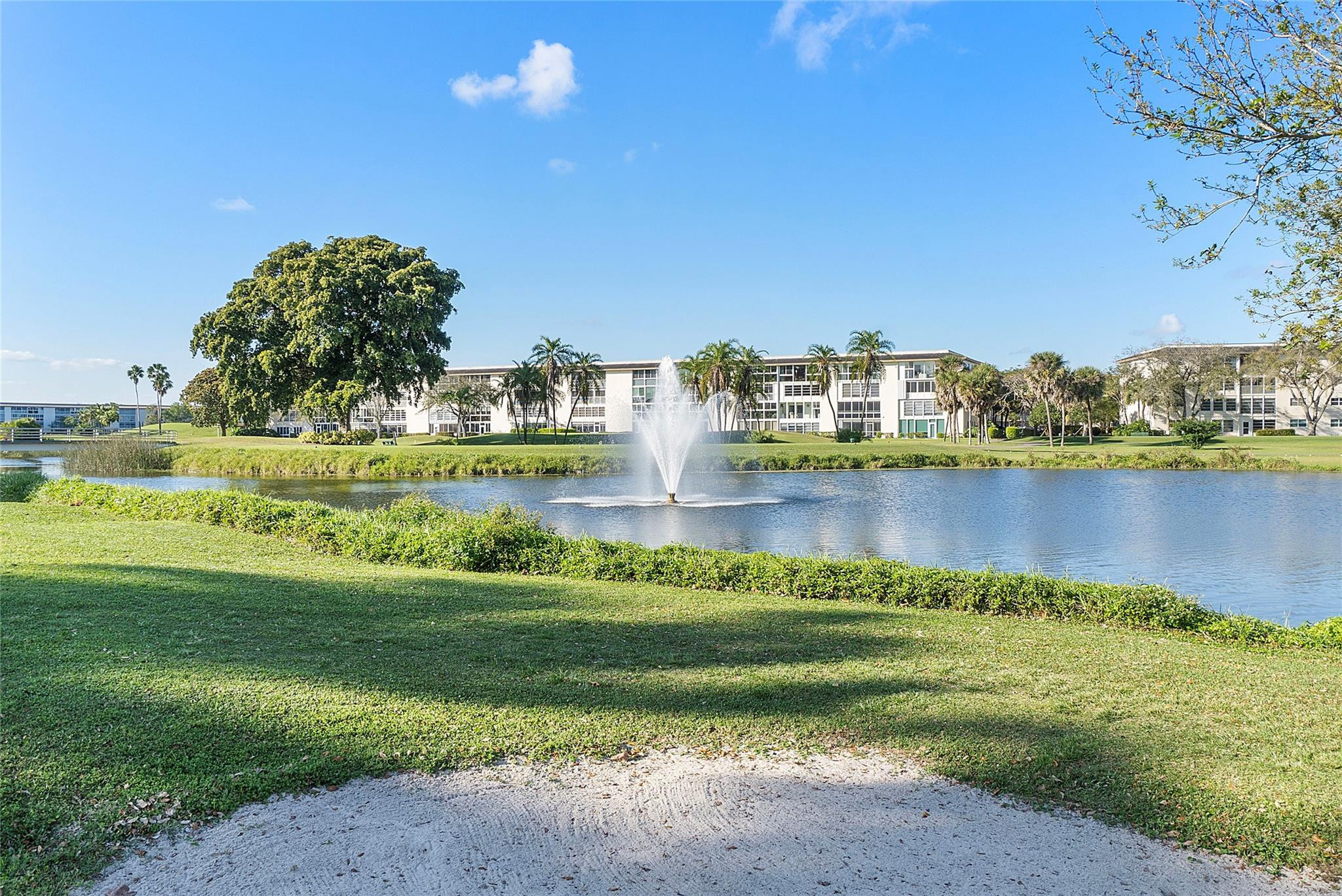 1601 Abaco Dr J3