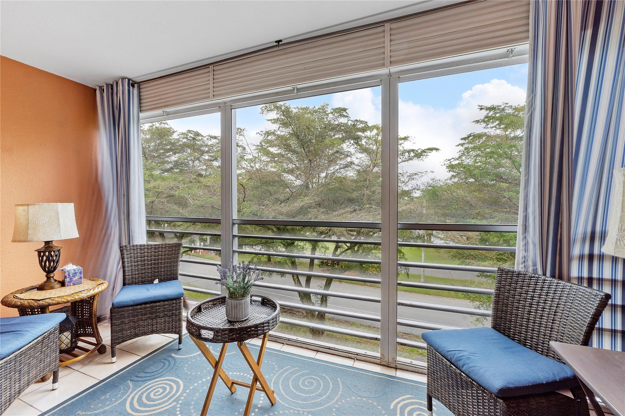 1601 Abaco Dr J3