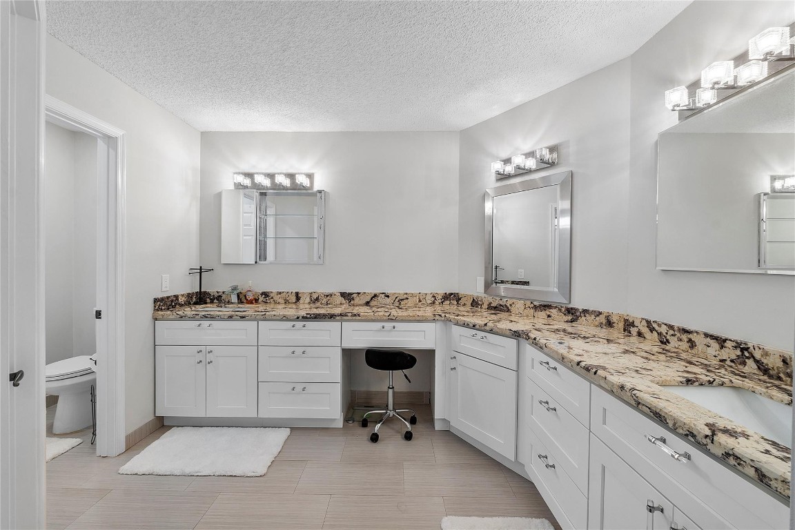 9128 Vineyard Lake Dr