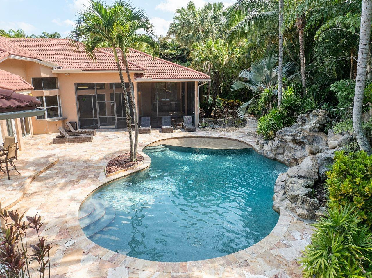 6020 NW 83rd Ter