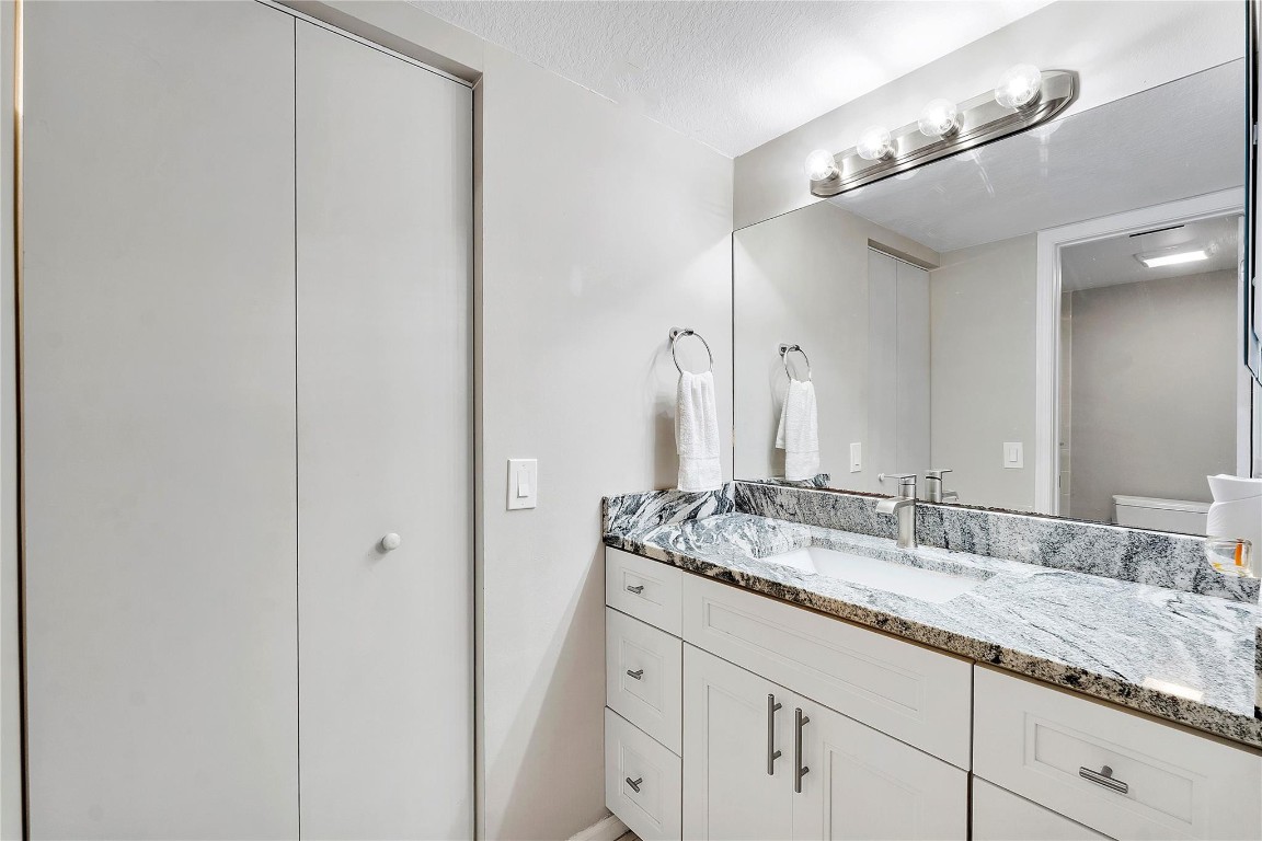 300 Palmwood Place P202